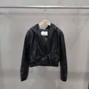 Chaqueta Corta de Cuero PU Estilo Americano Inspirada en Instagram con Estilo Fresco, con Capucha, Manga Larga, Botones al Frente, Corte Ajustado, para Otoño/Invierno 2026, Transfronteriza