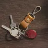 Llavero Colgante de Cuero Genuino para Coche Transfronterizo Llavero de Regalo Creativo Personalizado Artesanía Retro de Cuero de Vaca