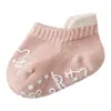 Calcetines para Bebé 2026 Estilo Primavera y Otoño Calcetines Tipo Barco para Recién Nacidos Antideslizantes Antifrío para el Piso Que No Aprietan las Piernas Calcetines Tipo Barco para Niños