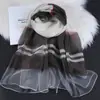 Lenço de Seda com Estampa de Folhas Novas Primavera/Verão 2026 para Mulheres, Xale Decorativo Fino Versátil para o Verão, Lenço Longo