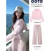 Conjunto deportivo casual de otoño para mujer: sudadera con capucha rosa, chaqueta corta ajustada, conjunto estilo coreano, OOTD completo