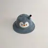 Sombrero de Bebé Coreano Yipan Otoño e Invierno Nuevo Lindo Sombrero de Pescador Pingüino para Niñas Cálido Protección Solar para Bebé