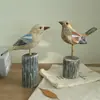 Adornos de Pájaros de Madera Maciza Estilo Mediterráneo con Base de Tocón, Decoraciones Creativas para el Hogar, Manualidades de Escritorio, Venta al por Mayor