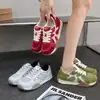 Zapatillas deportivas casuales de malla transpirable con suela gruesa, versátiles para el verano, para mujer, zapatillas de estudiante de moda, zapatillas de entrenamiento alemanas