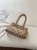 Bolsa de mano retro de lunares para mujer, nueva colección de otoño 2026, gran capacidad, adecuada para el uso diario y los desplazamientos, bolso de hombro versátil