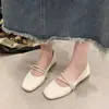 Sapatos Mary Jane estilo francês para mulheres, nova moda outono 2026, sapatos baixos macios com solado de pérolas, sapatos rasos leves antiderrapantes