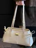 Bolsa Simples Retro de Axila 2026 Novo Estilo Início do Outono Bolsa de Mão Moda Bolsa de Ombro Grande Capacidade Para Trabalho Deslocamento Bolsa de Axila
