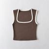 Novo colete feminino de estilo europeu e americano com gola quadrada profunda e contraste de cores, com vazamento no umbigo, curto e justo, estilo sling, moda top