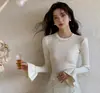 Tricô com Gola Pérola Vermelha e Mangas Longas para Mulheres, Suéter Interno Outono e Inverno, Top com Design de Camada Base, Novo Estilo 2026