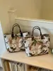 Bolsa de playa bordada estilo chino 2026 con bordado de malla y lentejuelas para mujer