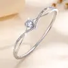 Pulsera de Moda Trendy Coreana Exquisita con Circonita Incrustada en Forma de Corazón para Mujer, Pulsera de Corazón de Lujo Ligero de Gama Alta