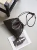 Bv Niche Couro de Ovelha Tecido Artesanal de Alta Qualidade Saco de Lixo Bolsa de Ombro Único Transversal Versátil para o Dia a Dia Bolsa da Sorte