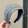 Diadema retro de ala ancha con lunares, adecuada para frentes amplias, para lavarse la cara, uso diario, versátil, ligera y que irradia una vibra lujosa y sofisticada