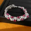 Pulseira vintage de segunda mão com fecho de encaixe em leque cravejado de zircônia, toque de luxo leve nicho de alta qualidade, acessório de mão requintado