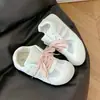 Zapatos de Entrenamiento Alemanes de Malla para Mujer Verano 2026, Puntera Amplia, Cordones de Cinta de Puntos, Tenis Transpirables, Zapatos Planos Retro de Bloques de Color