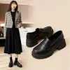 Sapatos Pequenos de Couro com Salto Grosso Elevado para Mulheres 2025 Novo Outono Mocassins de Solado Grosso Estilo Britânico Sapatos Retrô de Couro Macio para Mulheres