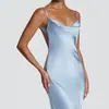 Moda europea y americana Vestido de noche de seda francesa para mujer con tirantes finos, escote Bardot, entallado a la cintura, espalda descubierta, vestido sexy al por mayor