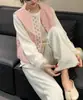 5525296 Da Ai Mei Yi Yuan Colete Jacquard Estilo Chinês Novo com Punhos Peludos, Tendência de Calças de Moletom Casuais