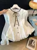 Camisa top de manga comprida slim fit versátil estilo francês com retalhos e babados, estilo doce, novo para o outono de 2026, estilo coreano, para mulheres
