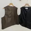 ¡Marca de sum* Thirteen Rows de Guangzhou! Productos de alta calidad. Chaleco de bolsillo corto de cuero estilo retro americano otoño/invierno 2026