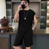 Nuevo Conjunto Casual de Verano 2026 Estilo Hong Kong Calado Desgastado Conjunto de Dos Piezas de Chaleco y Shorts de Marca de Moda Tendencia para Hombre