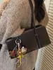 Moda Retro Bolso de Axila para Mujer Otoño 2025 Nuevo Bolso Baguette de Aspecto Elegante Bolso de Mano/Hombro Estilo Occidental de Moda