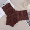 Nueva ropa interior de encaje sexy de cintura baja europea y americana para mujer, bragas ligeras y transpirables para sexo puro y sensual.