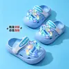 Sandálias Crocs Cartoon Luminosas Novas de Verão para Crianças, Sandálias de Praia para Meninos e Meninas, Chinelos Fechados Antiderrapantes para Uso Externo, Venda por Atacado