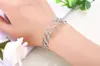 Anillo Retráctil de Acero de Titanio con Diseño de Alta Gama, Anillo Hueco Incrustado con Diamantes para Mujer, Pulsera de Acero Inoxidable de Doble Uso al por Mayor