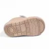 Novos Sapatos Brancos de Outono para Crianças Indoor para Meninas, Tênis de Couro para Bebês e Crianças Pequenas, Tênis Esportivos Casuais de Velcro para Bebês