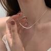 Collar Simple de Acero de Titanio Cuadrado Pequeño de Joker para Mujer Diseño de Nicho Sentido Nuevo Cadena Clavicular Accesorios de Alto Sentido Venta al por Mayor