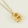 Moda Femenina de Alta Gama Simple Transfronteriza Europea y Americana Más Vendida Collar con Colgante de 26 Letras Inglesas Nicho Lujo Accesible