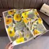 Lenço de Seda Fashion Estampado Energético e Estiloso, Xale de Alta Qualidade, Lenço de Pescoço para Proteção Solar, Lenço Quadrado Pequeno, Lenço de Cabeça, Lenço Feminino