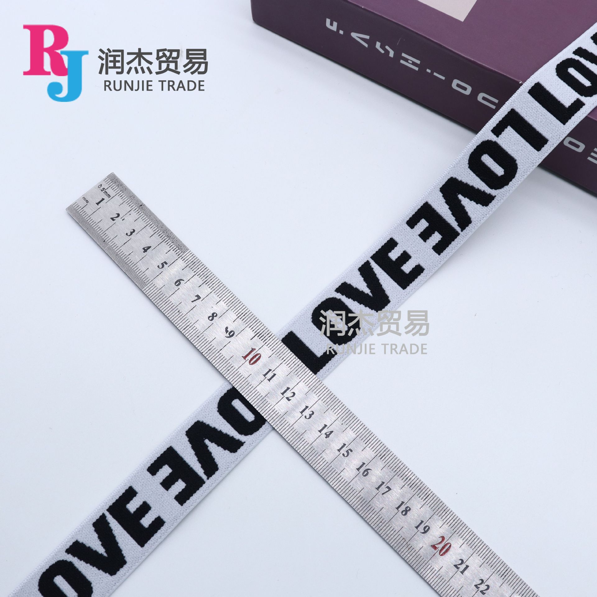23白提黑字LOVE.jpg