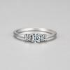 Anillo de Plata de Ley s925 de Lujo Ligero de Alta Gama con Sensación de Diamante de Simulación para Mujer Moda Combinable Anillo Joyería de Mano Coreana Outlet de Fábrica