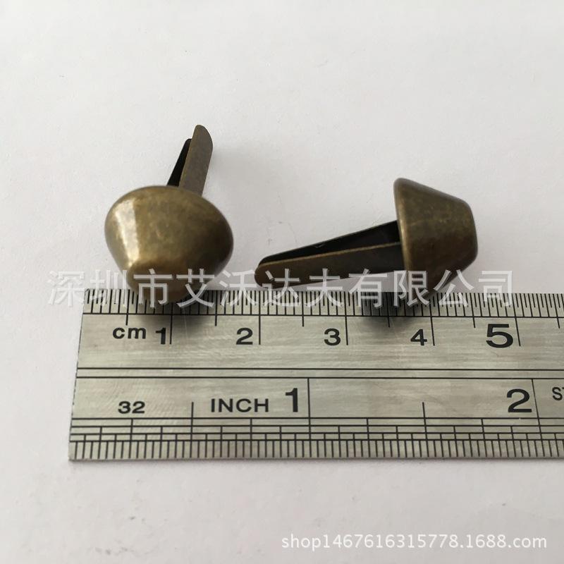 antique brass bag feet (2)