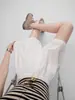 Shorts Transpirables de Lino Tencel para Mujer con Cintura Elástica y Cordón, Talla Grande, Adecuados para Cuerpo Tipo Pera, Cubren Cadera, Adelgazantes, Pantalones Casuales para Salir