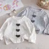 Camiseta Nueva de Otoño 2026 para Niñas con Estampado de Corazones, Top Coreano de Manga Larga con Lunares para Bebé Niña, Camiseta Básica de Primavera y Otoño para Niños