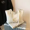 Bolsa de Ombro para Mulheres 2025 Nova Moda Outono e Inverno Retrô Tendência de Alta Qualidade para Trabalho e Deslocamento Bolsa Tote de Grande Capacidade