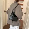 Bolso tipo cubo tejido retro relajado estilo coreano para mujer, nuevo modelo 2026, gran capacidad, bolso versátil para el hombro para el día a día