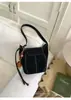 Bolsa Saco Retro Fosca de Camurça para Comércio Exterior, Bolsa Abóbora Fashion e Tendência, Nova Bolsa Transversal Feminina para Celular Outono e Inverno