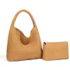 Bolso de Mano Tejido a Mano de Nuevo Estilo Transfronterizo, Bolso de Hombro Casual de Cuero Suave Degradado, Bolso Cubo Retro de Gran Capacidad para el Trabajo