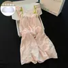 2026 Nuevo Estilo Bata de Noche de Algodón Nube con Copas en el Pecho, Vestido de Tirantes, Ropa de Casa Fina de Verano para Mujer que Se Puede Usar Afuera