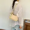 Bolso de Hombro Cruzado para Mujer con Patrón de Lichi Estilo 2026, Diseño de Nicho, Estilo Suave, Bolso Versátil para el Día a Día