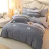 Nueva colección de otoño e invierno: Juego de ropa de cama de cuatro piezas engrosado, 100% algodón, cepillado, algodón puro, cálido, y viene en un paquete resistente, disponible para camas individuales o dobles