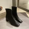 Estilo Británico Versátil Piel Suave Suela Suave Nuevas Botas Martin Otoño Invierno 2026 Botas Adelgazantes Punta Cuadrada Tacón Grueso Botines Botas Cortas Mujer
