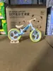 Mini bicicleta de brinquedo automontada, chaveiro de boutique, enfeites de carro de equilíbrio, barraca de presente pequena, atacado de boutique