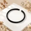 Pulsera Abierta Tallada Estilo Retro Chino Accesorios de Personalidad Moda Versátil Joyería de Mano Decorativa Celebridad de Internet Adornos de Temperamento Simple