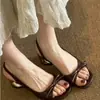Sandalias de Tacón Alto Cuadradas con Moño Estilo Francés para Mujer, Nuevo Modelo Verano 2026, Tira Fina, Diseño de Nicho, Adecuadas para Combinar con Vestidos, Zapatos de Tacón Grueso
