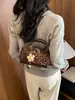 Bolsa Concha Patchwork Estampa de Leopardo Simples Feminina 2026 Verão Nova Bolsa de Mão Textura de Alto Grau Ombro Único Transversal Bolsa Quadrada Pequena